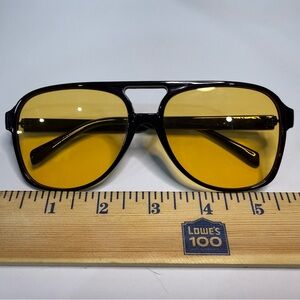 Black and Yellow Aviator Sunglasses